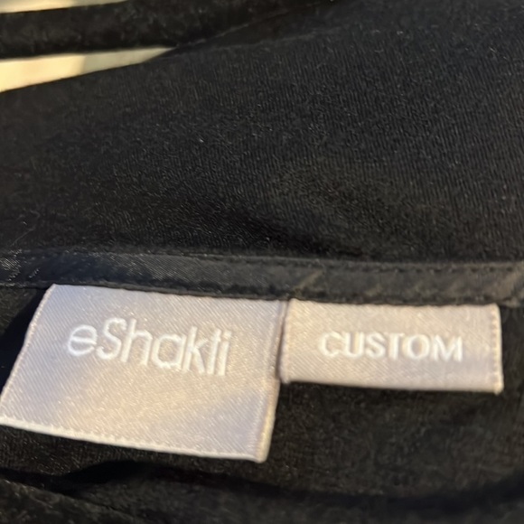 Eshakti tank v neck tank with bra snaps stretchy - Picture 9 of 11